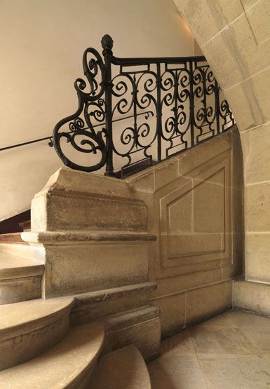 rampe d'appui, escalier de la maison à porte cochère dite hôtel Charpentier (non étudié)