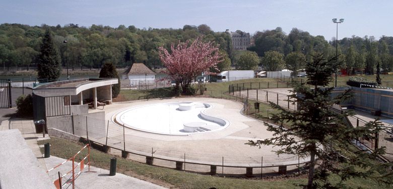 piscine : bassin couvert, bassin découvert, tank à ramer