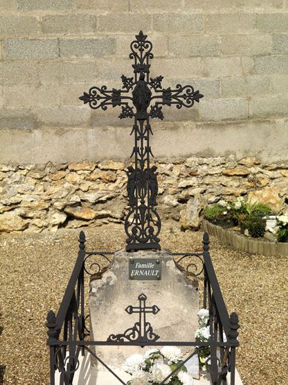 tombeau de la famille Ernault