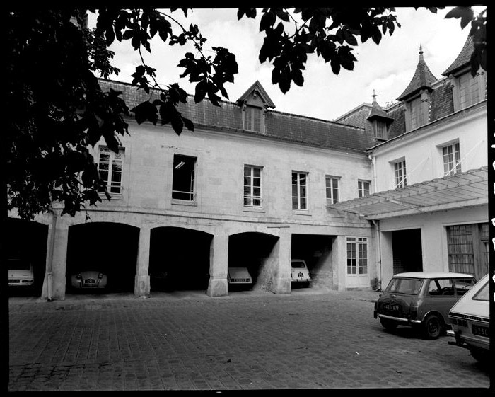 Campagne photographique sur le patrimoine de Mantes-la-Jolie en 1977