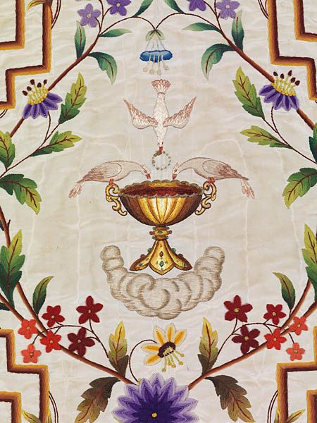chasuble aux colombes