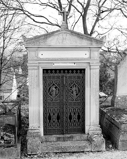 tombeau des familles Lefebvre, Pafernout-Chouipe, Iribarnegaray