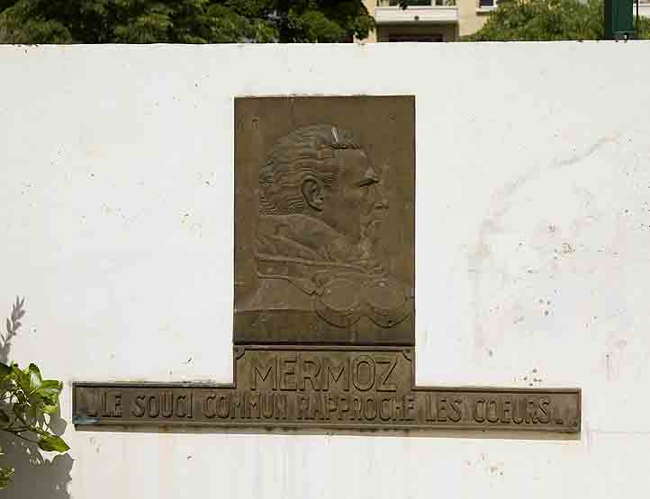 monument commémoratif Jean Mermoz
