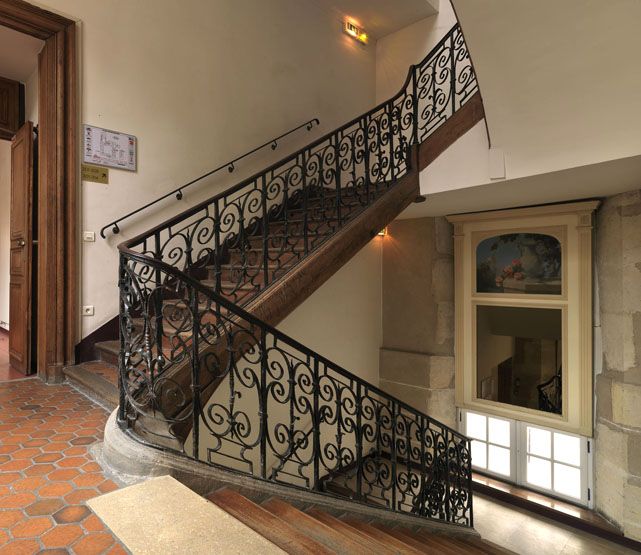 rampe d'appui, escalier de la maison à porte cochère dite hôtel Charpentier (non étudié)