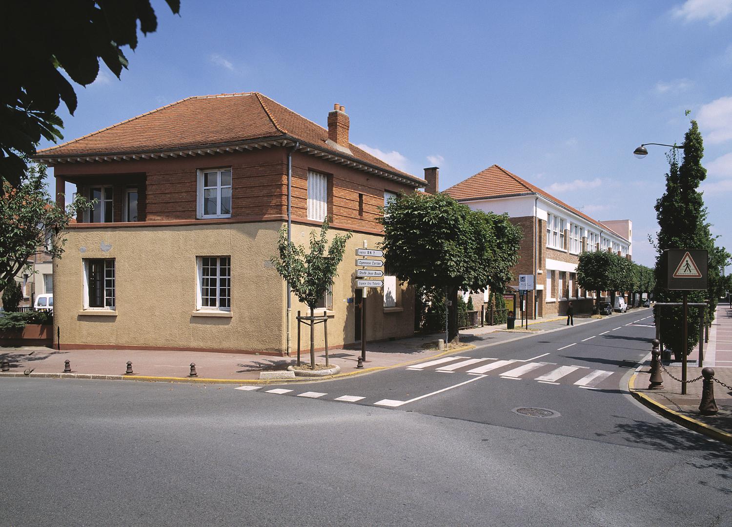 école primaire Jules-Ferry, collège Pierre-de-Ronsard