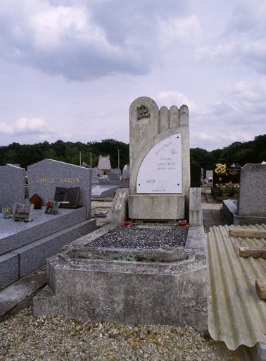 tombeau de Pierre Lantrès