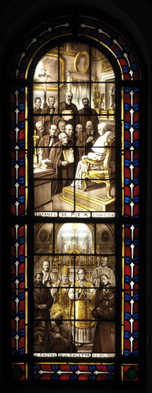 Ensemble de 22 verrières - Ancienne chapelle des Récollets (Grande Loge de France, ancienne chapelle Saint-Antoine-de-Padoue des Franciscains Récollets)