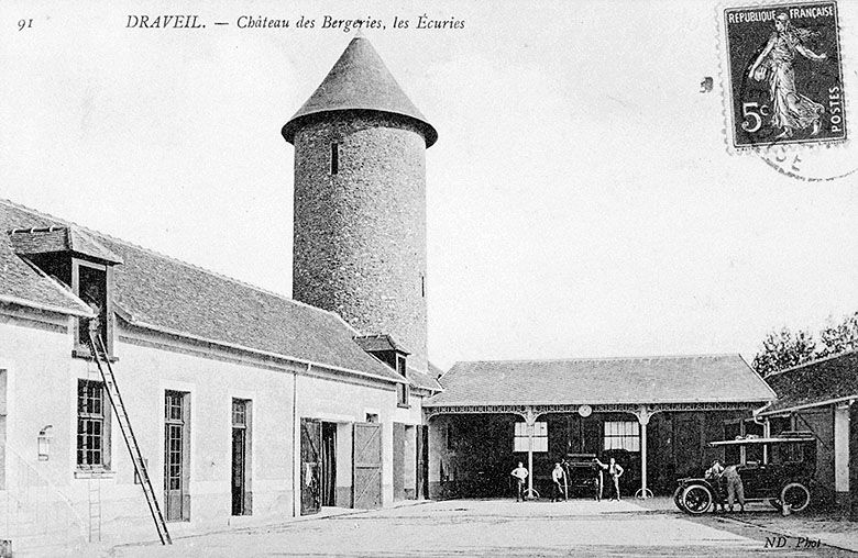 château des Bergeries, aujourd'hui école nationale de police de Draveil