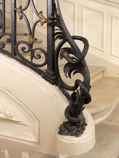 rampe d'appui, escalier de la maison à porte cochère dite hôtel de Chalais ou Colbert de Chalabre (non étudié)