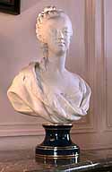 buste sur piédouche : Marie-Antoinette