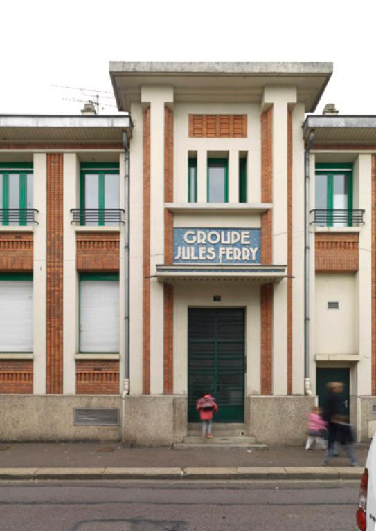 Groupe scolaire Jules-Ferry, actuellement collège