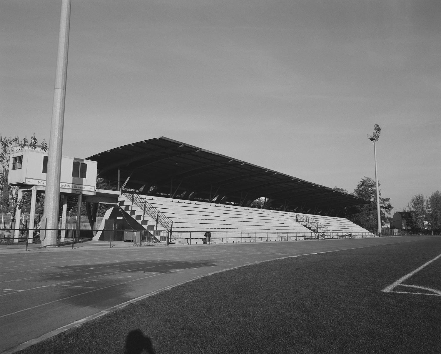 stade des Grands-Pêchers ; stade Jean Delbert ; stade Robert Legros