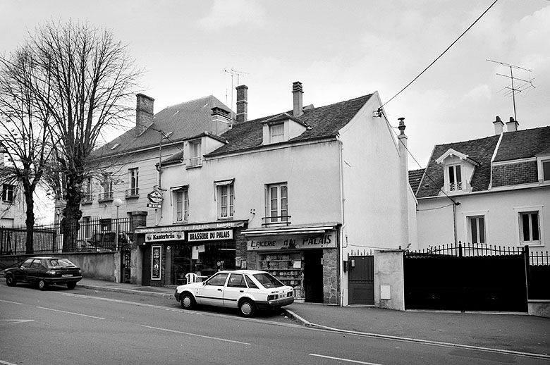 ensemble de deux maisons de faubourg rue du Général de Gaulle