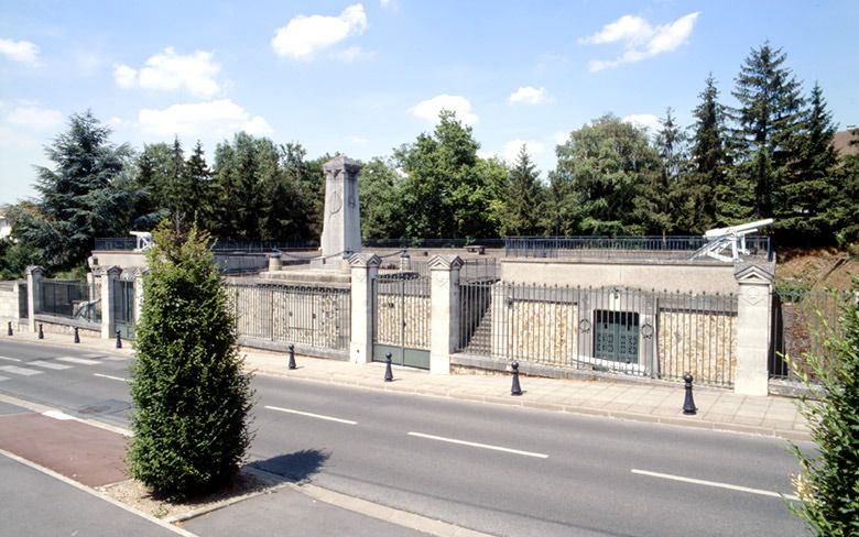 Ossuaire dit Monument commémoratif de la Bataille de Champigny