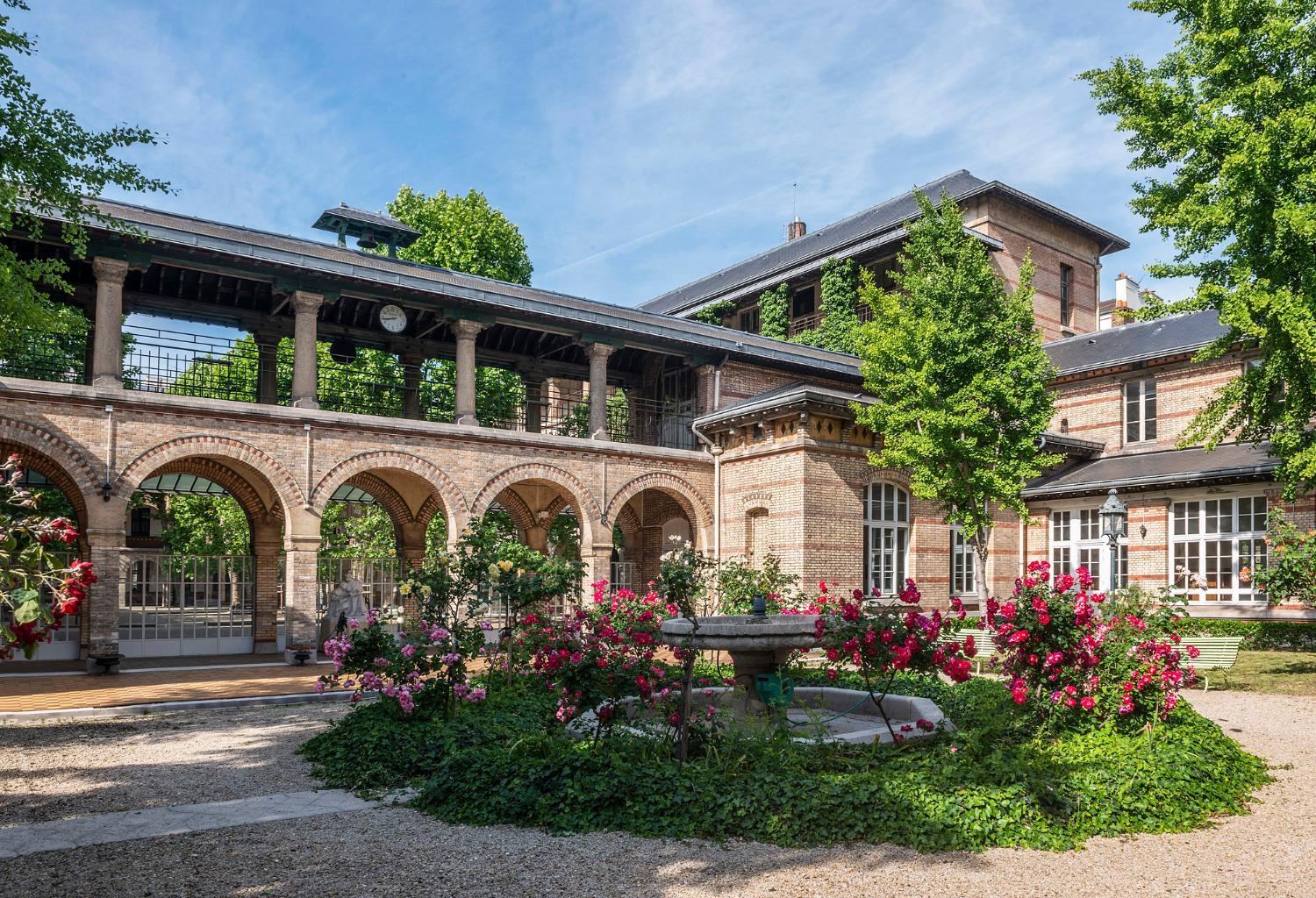 Les lycées franciliens : la formation d'un modèle architectural