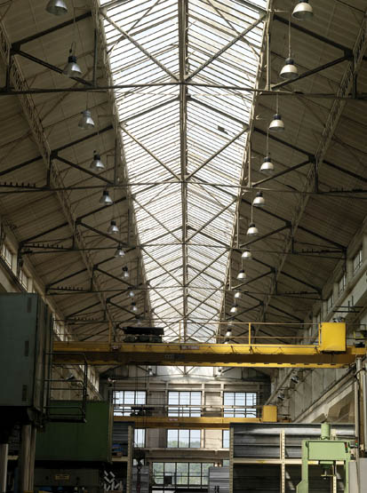 Usine de matériel électrique industriel Schneider et Cie, puis Le Matériel Electrique Scheider-Westinghouse (SW), puis Jeumont-Schneider (JS), actuellement ensemble industriel appelé "Espace Technologique et Industriel de Champagne-sur-Seine" (zone ETIC)