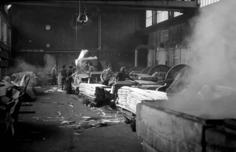 Scierie Cavillet, puis usine de bois de placage Société parisienne de bois tranché et déroulé, puis Société parisienne de tranchage et déroulage, puis société Maréchaux, puis entrepôt commercial (détruit après inventaire)