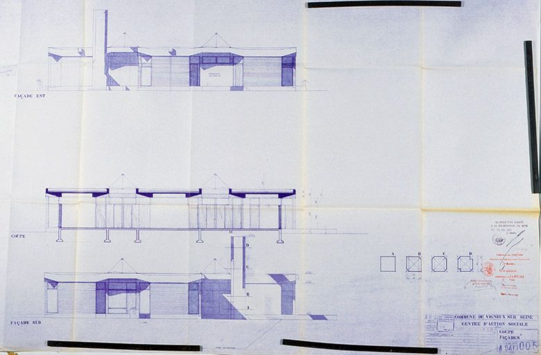 immeuble centre d'action sociale