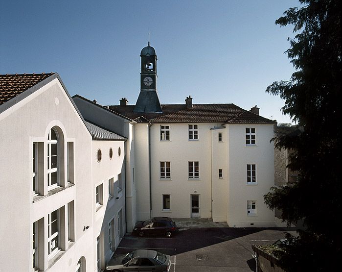 maison de campagne dite château de la Princesse, mairie-école de garçons, actuellement bibliothèque Saint-Exupéry