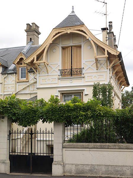 l'habitat collectif de l'OIN ORSA (Opération d'intérêt national Orly-Rungis-Seine-Amont)