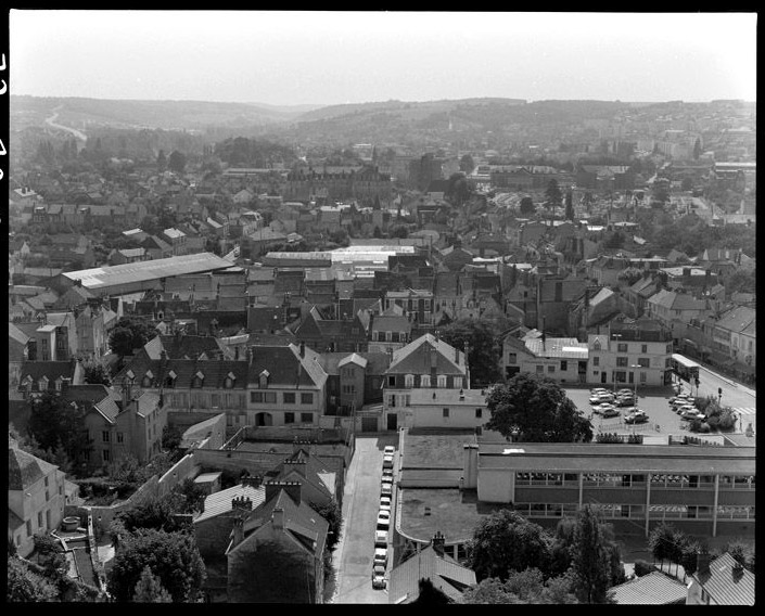 Campagne photographique sur le patrimoine de Mantes-la-Jolie en 1977