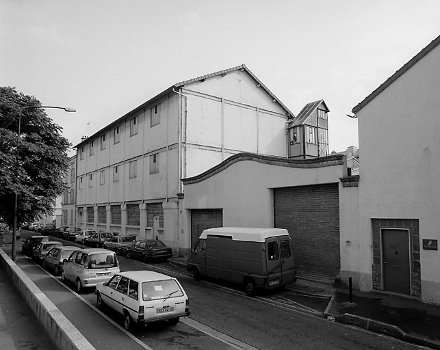 Usine de produits chimiques et de produits pharmaceutiques Juhle, puis Juhle frères et Latour, puis Anex Enzybio, puis entrepôt commercial (détruit après inventaire)