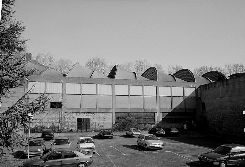 Usine de petite métallurgie de la Société des tubes de Montreuil, actuellement garage municipal