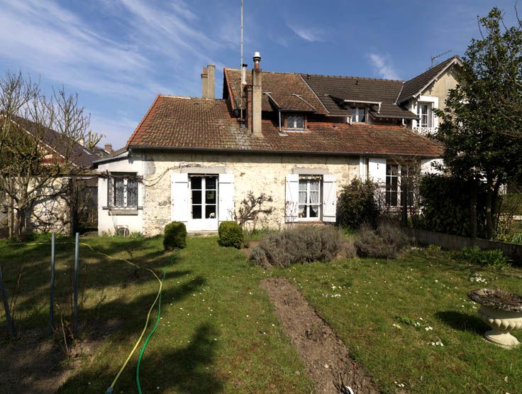 Héricy - atelier de charpentier Canteau, actuellement logement