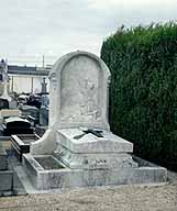 tombeau de la famille Grusse, Dagneau et Rivière