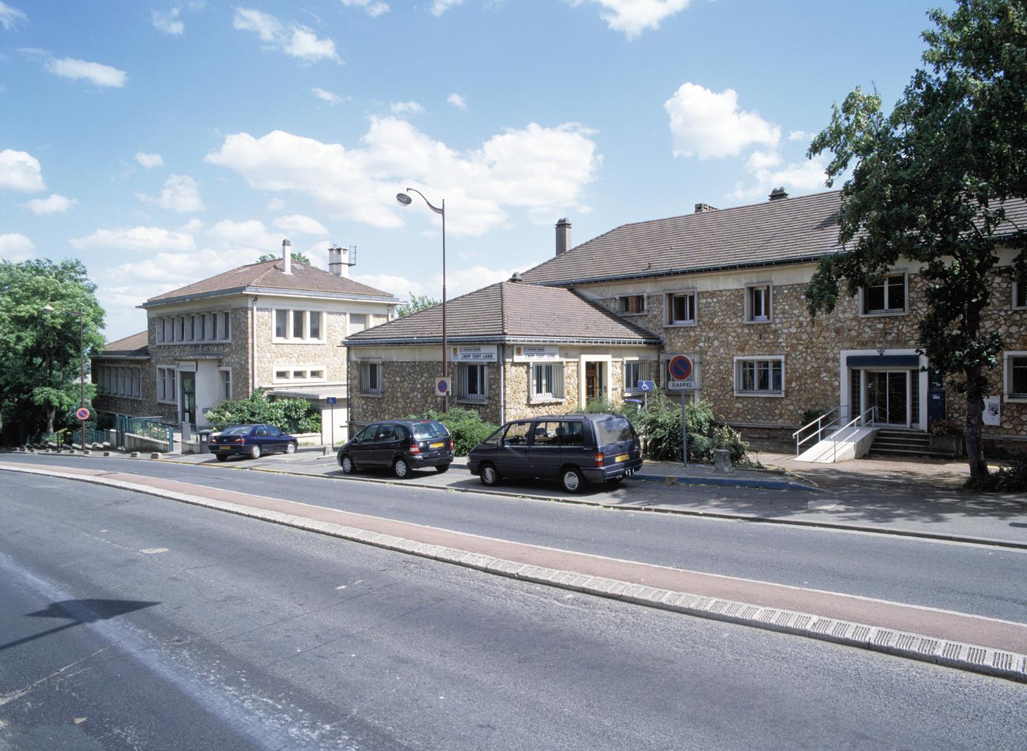 bâtiments de la caisse primaire d'assurance-maladie, de la perception et de la caisse d'épargne (devenue centre médico-psychopédagogique Tony-Lainé) et du centre de sécurité sociale