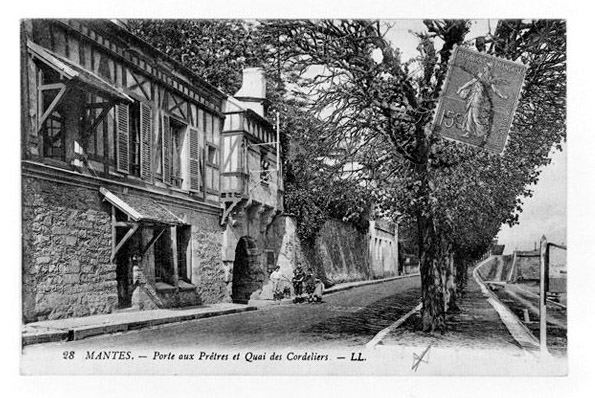 Campagne photographique sur le patrimoine de Mantes-la-Jolie en 1977