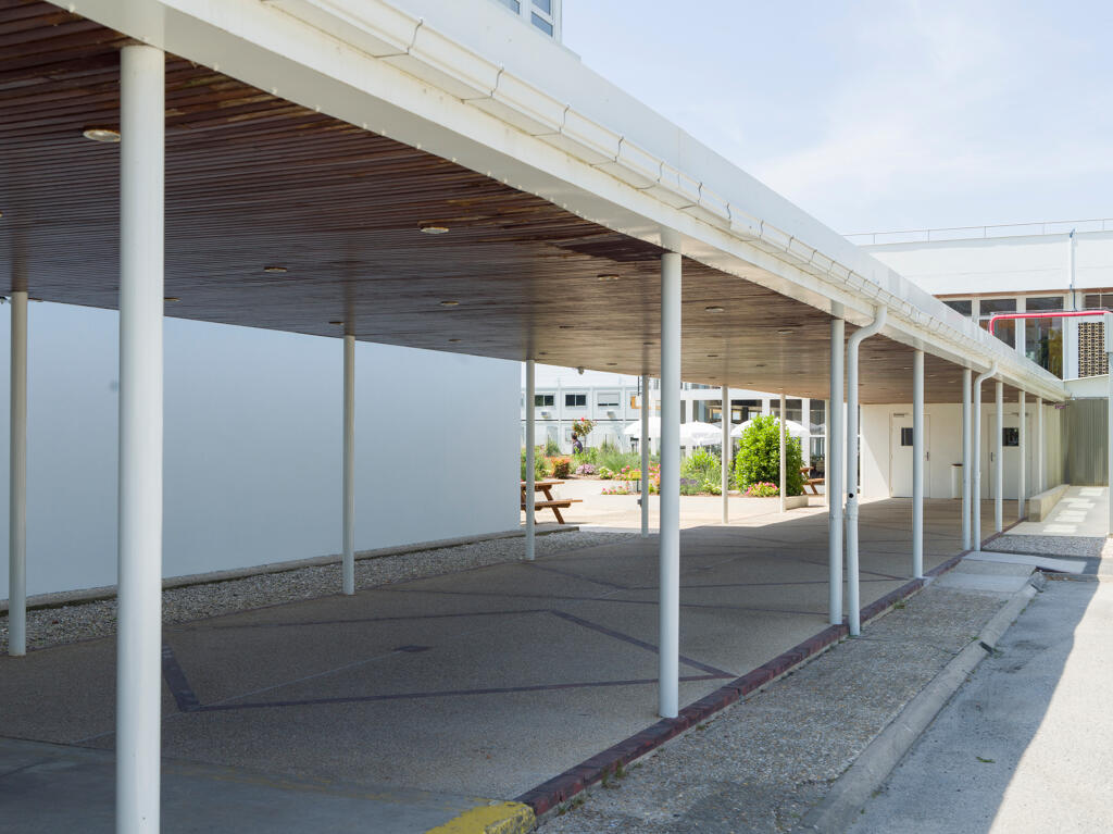 Sous-dossier 1 : bâtiment administratif et restaurant d'entreprise de la Raffinerie de l’Île-de-France, actuellement plateforme TotalEnergies de Grandpuits