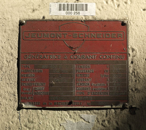 Usine de matériel électrique industriel Schneider et Cie, puis Le Matériel Electrique Scheider-Westinghouse (SW), puis Jeumont-Schneider (JS), actuellement ensemble industriel appelé "Espace Technologique et Industriel de Champagne-sur-Seine" (zone ETIC)