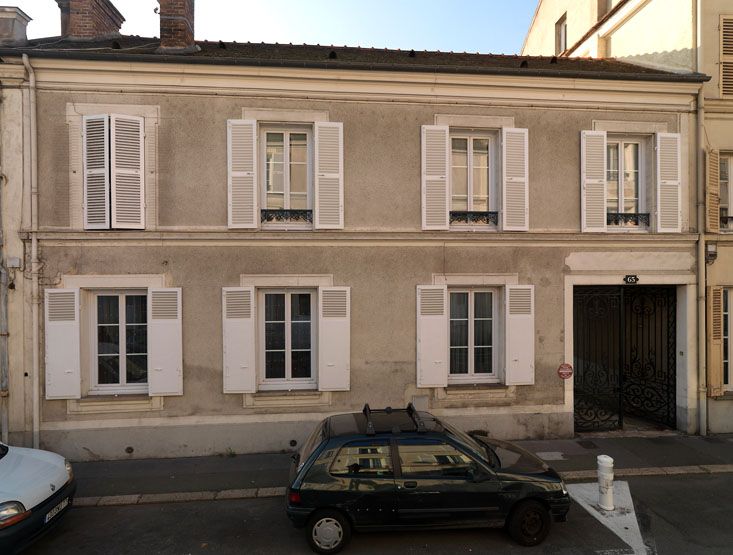 Fontainebleau - usine de menuiserie Faizende, puis bâtiment administratif d'entreprise