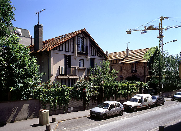 Entrepôt industriel Limitri Hugon, puis Hugon frères, actuellement hôtel industriel