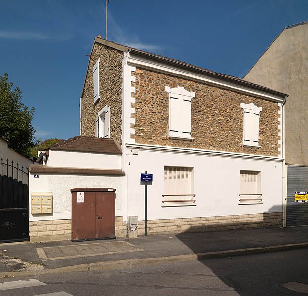l'habitat collectif de l'OIN ORSA (Opération d'intérêt national Orly-Rungis-Seine-Amont)