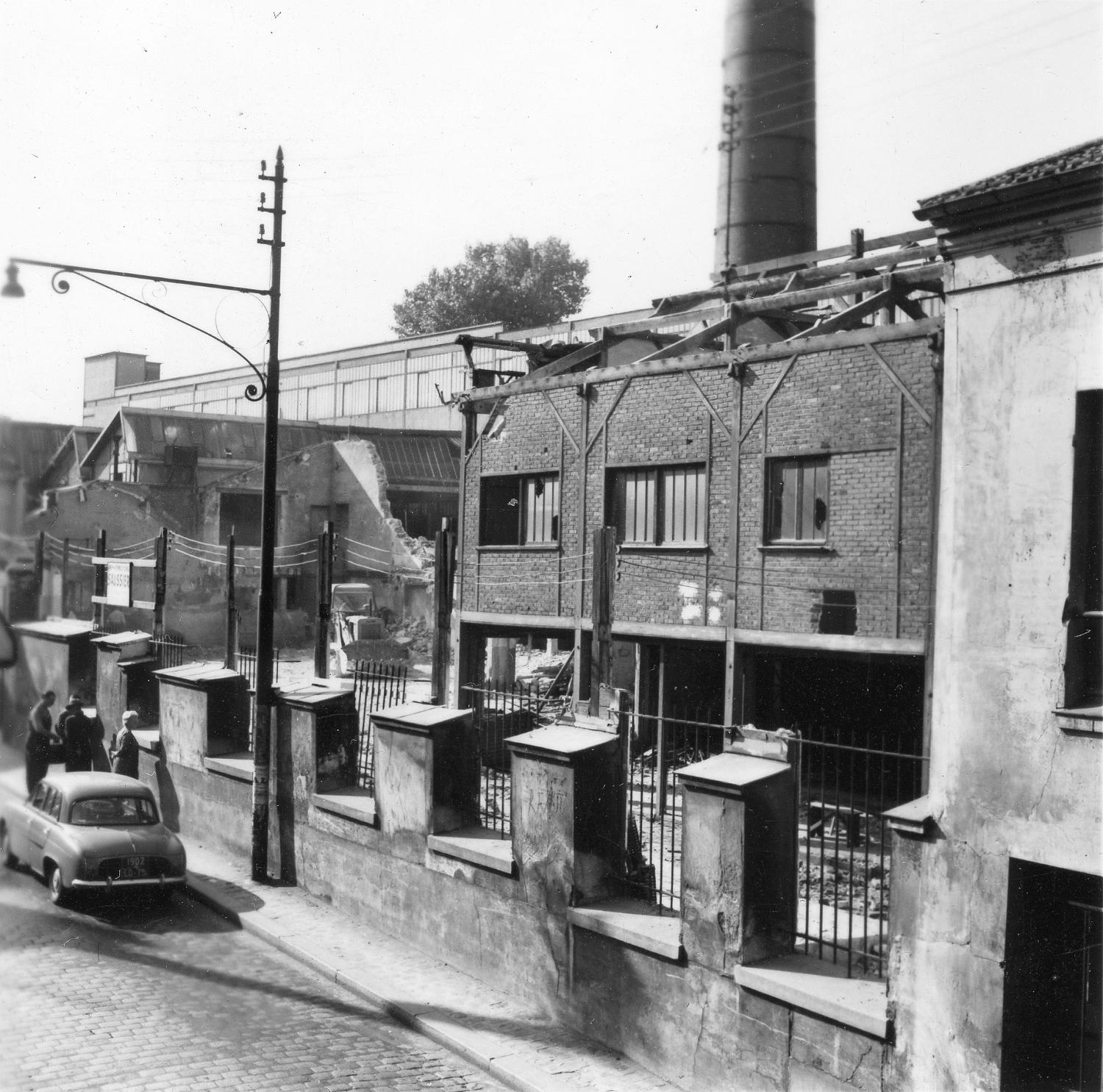 Usine d'articles en caoutchouc Kalker (détruite)