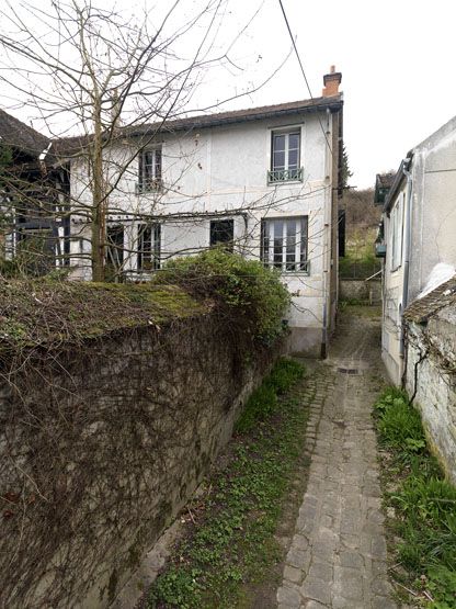 Samois-sur-Seine - atelier de charpentier Rabardy, puis Magnier, puis Goletto, actuellement logement