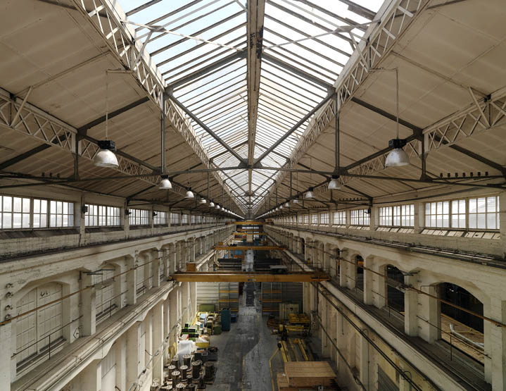 Usine de matériel électrique industriel Schneider et Cie, puis Le Matériel Electrique Scheider-Westinghouse (SW), puis Jeumont-Schneider (JS), actuellement ensemble industriel appelé "Espace Technologique et Industriel de Champagne-sur-Seine" (zone ETIC)