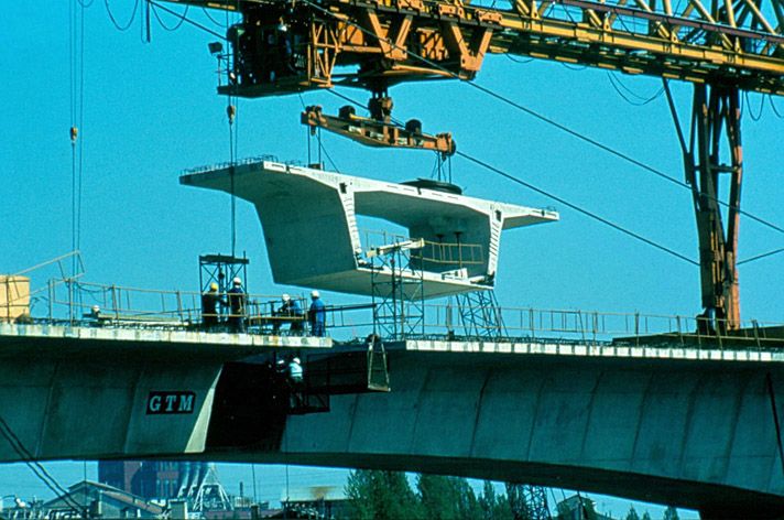 les ponts et passerelles de l'OIN ORSA (Opération d'intérêt national Orly-Rungis-Seine-Amont)