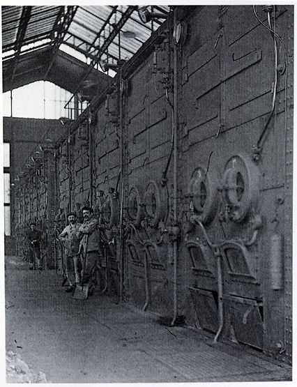 les usines de traitement des eaux de l'OIN ORSA (Opération d'intérêt national Orly-Rungis-Seine-Amont)