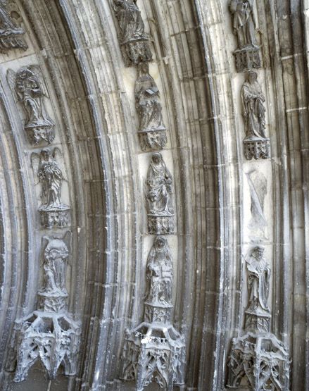 portail de gauche de la façade occidentale : vie de saint Jean-Baptiste