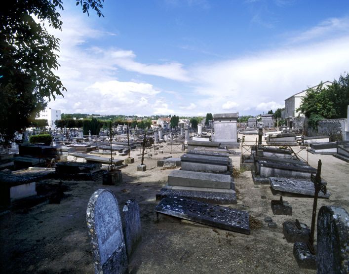 vieux cimetière