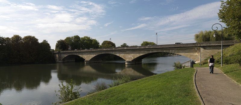 pont routier  dit Pont neuf de Mantes ou Pont Perronet (détruit)