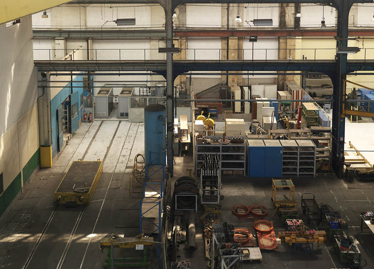 Usine de matériel électrique industriel Schneider et Cie, puis Le Matériel Electrique Scheider-Westinghouse (SW), puis Jeumont-Schneider (JS), actuellement ensemble industriel appelé "Espace Technologique et Industriel de Champagne-sur-Seine" (zone ETIC)