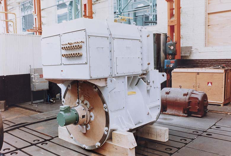 Usine de matériel électrique industriel Schneider et Cie, puis Le Matériel Electrique Scheider-Westinghouse (SW), puis Jeumont-Schneider (JS), actuellement ensemble industriel appelé "Espace Technologique et Industriel de Champagne-sur-Seine" (zone ETIC)