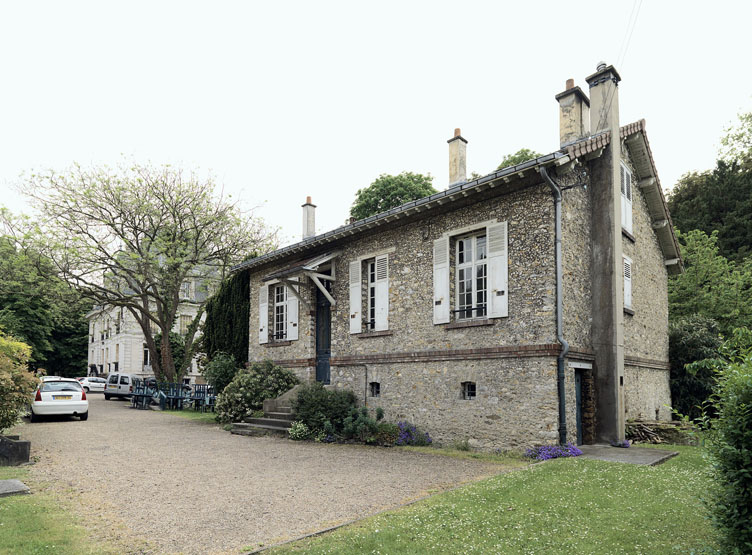 maison de notable dite Château d'Ormesson, puis orphelinat Sainte Jeanne, actuellement Agence de l'aide sociale à l'enfance de la préfecture de Paris