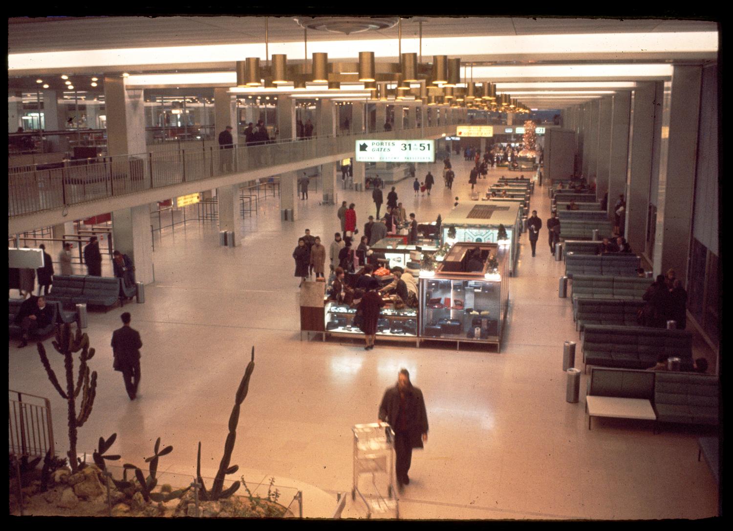 Les Installations terminales, Orly 4 dans les années 1960