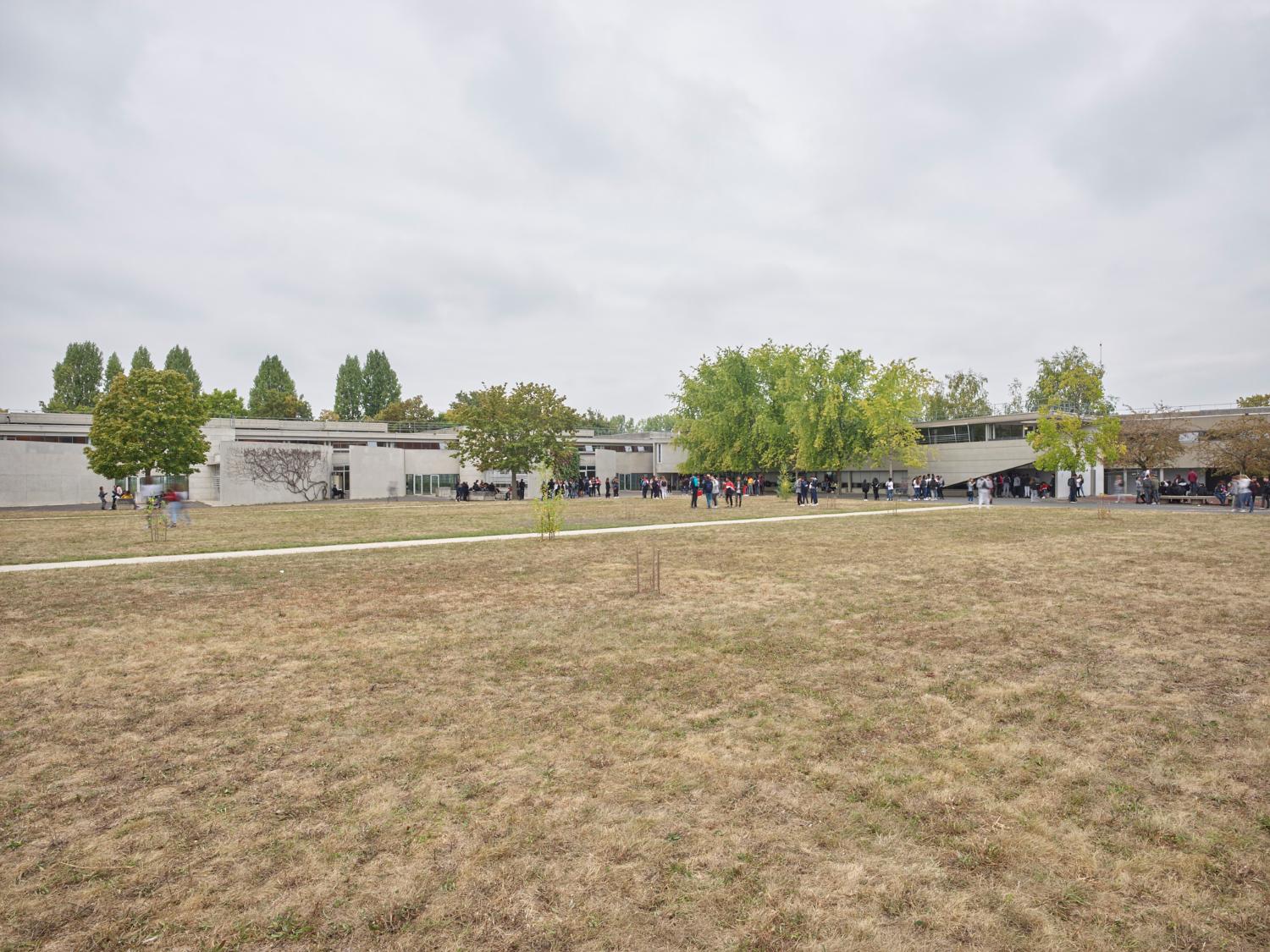 Lycée François-Truffaut