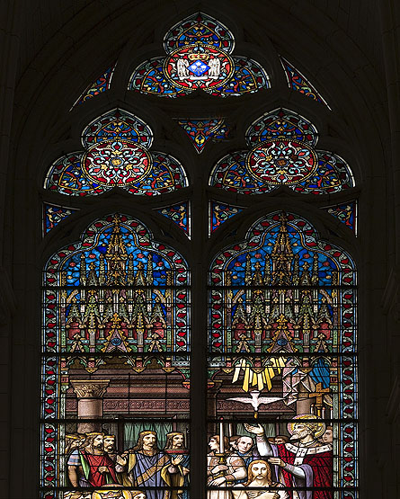 Ensemble de 13 verrières - Chapelle Sainte-Marie-de-la-Famille (Clinique Blomet, Filles de Saint-Paul-de-Chartres, anciennement Sœurs de la Sainte-Famille)